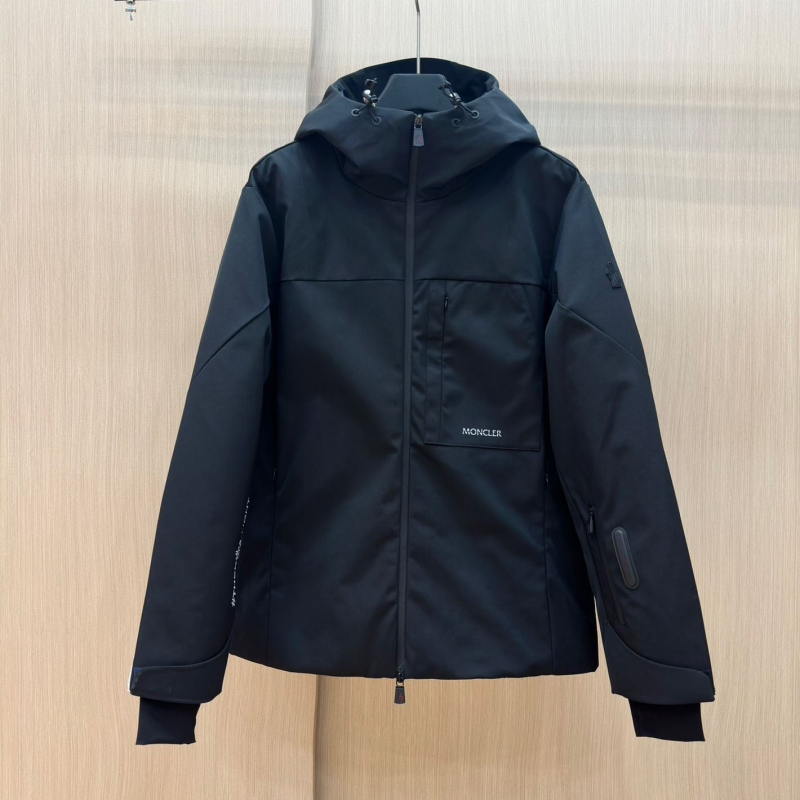 Ba*len*cia*ga down coat
